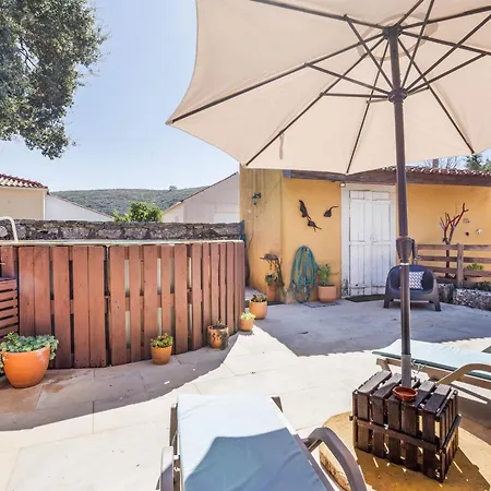 Refugio Artes Nocleg ze śniadaniem 4*