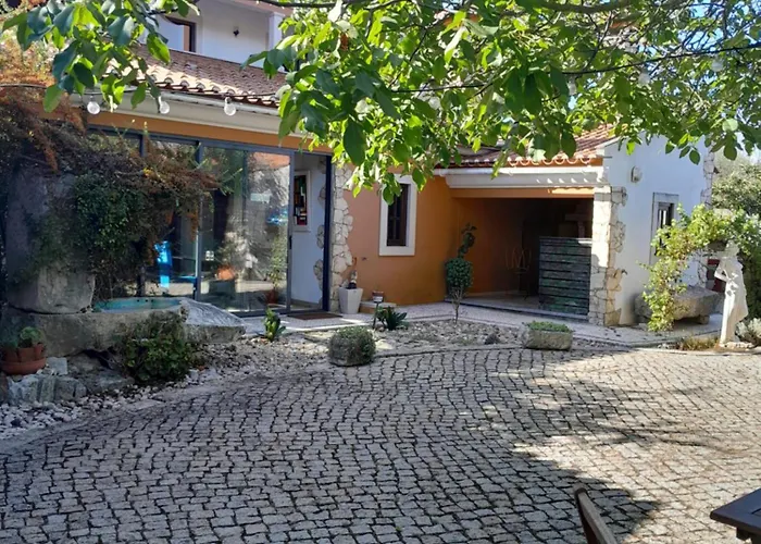 Refugio Artes Oda ve Kahvaltı 3*